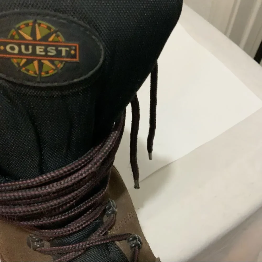 Quest brown and black leather duck boots size 12